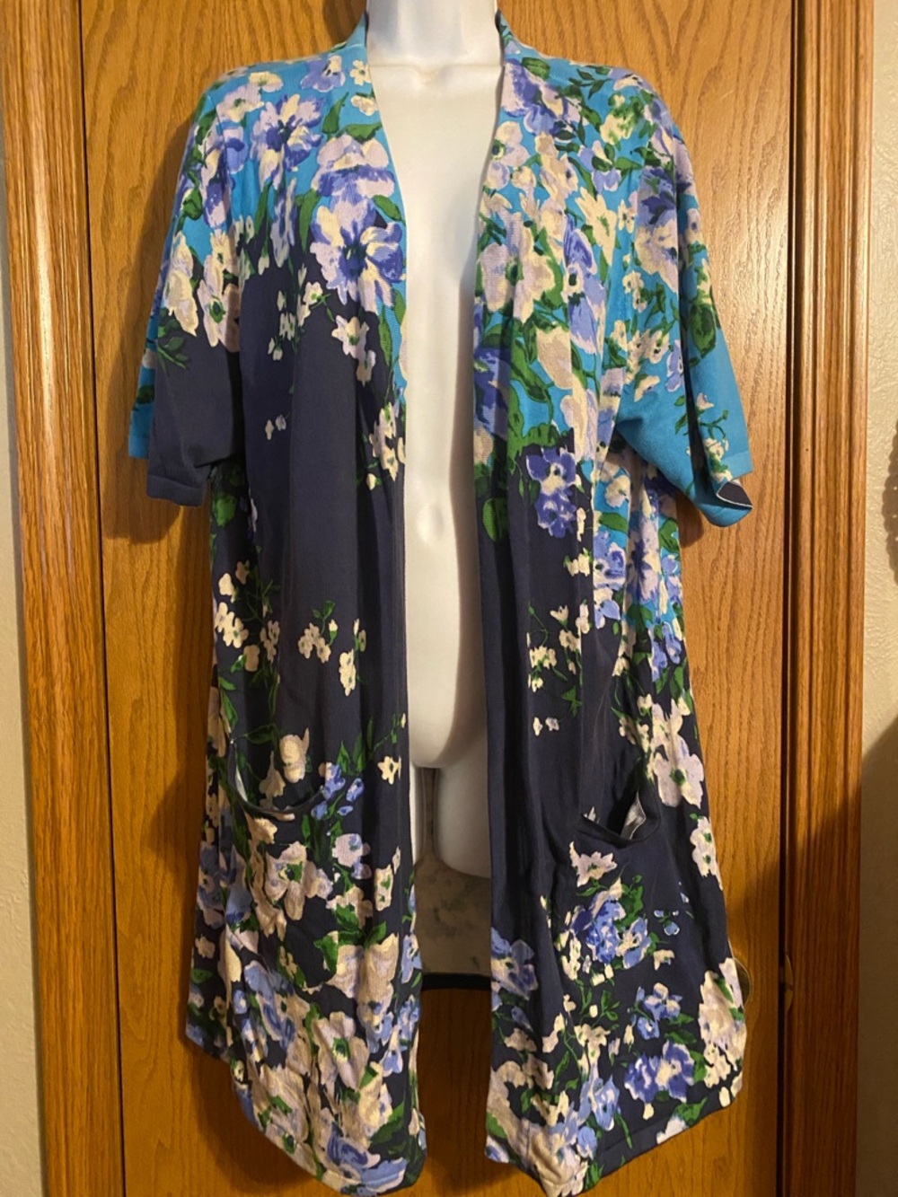 Isaac Mizrahi Navy Blue Floral Open Cardigan with Teal Accents